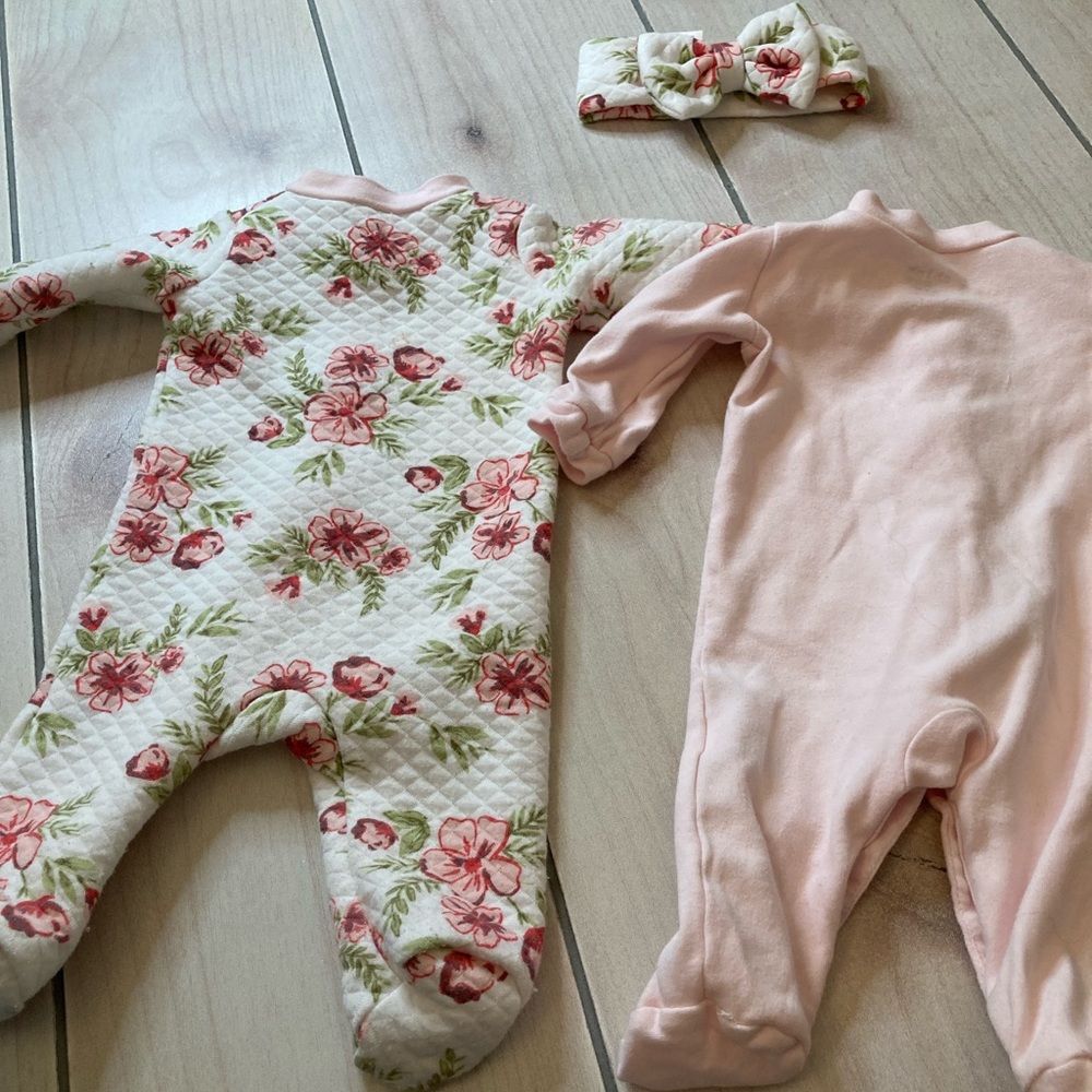 Chick Pea 3 piece baby set. - Picture 2 of 4